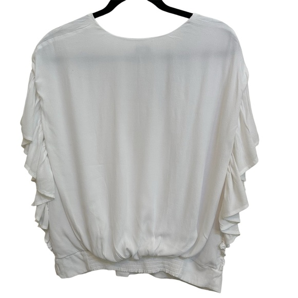 NWT! Express White Ruffle V Neck Blouse in women’s size Large - Picture 2 of 3